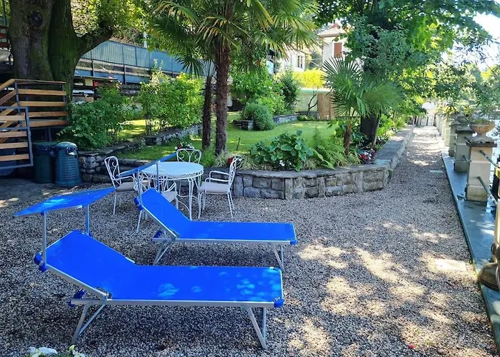Meridiana-luxury Lakeside Oasis On فيلة