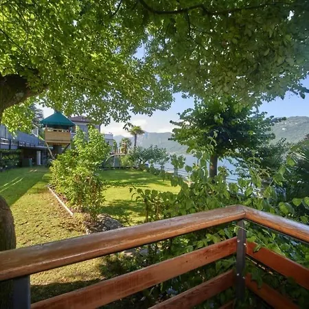 别墅 Meridiana-luxury Lakeside Oasis On 列尔纳