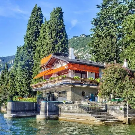 别墅 Meridiana-luxury Lakeside Oasis On 列尔纳